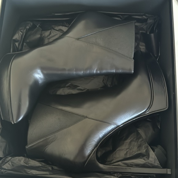 Saint Laurent booties - Picture 9 of 9